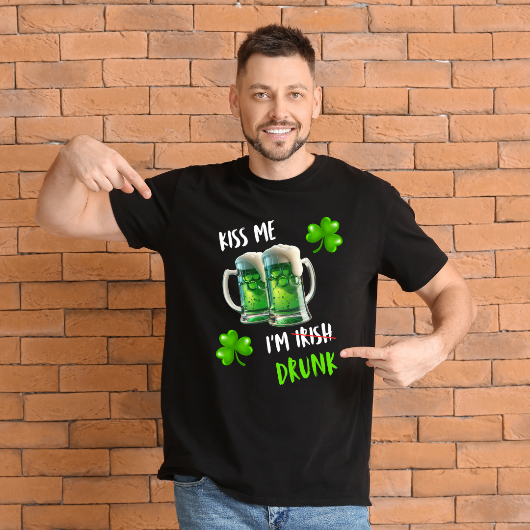 Kiss Me I'm Drunk St Patrick's Day T Shirt Funny Fun Party